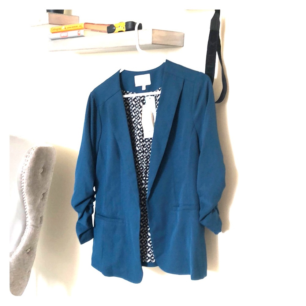 Teal ruched sleeve blazer
